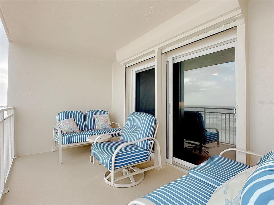 Direct Ocean Front Balcony