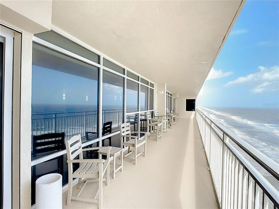 Penthouse Clubhouse Balcony