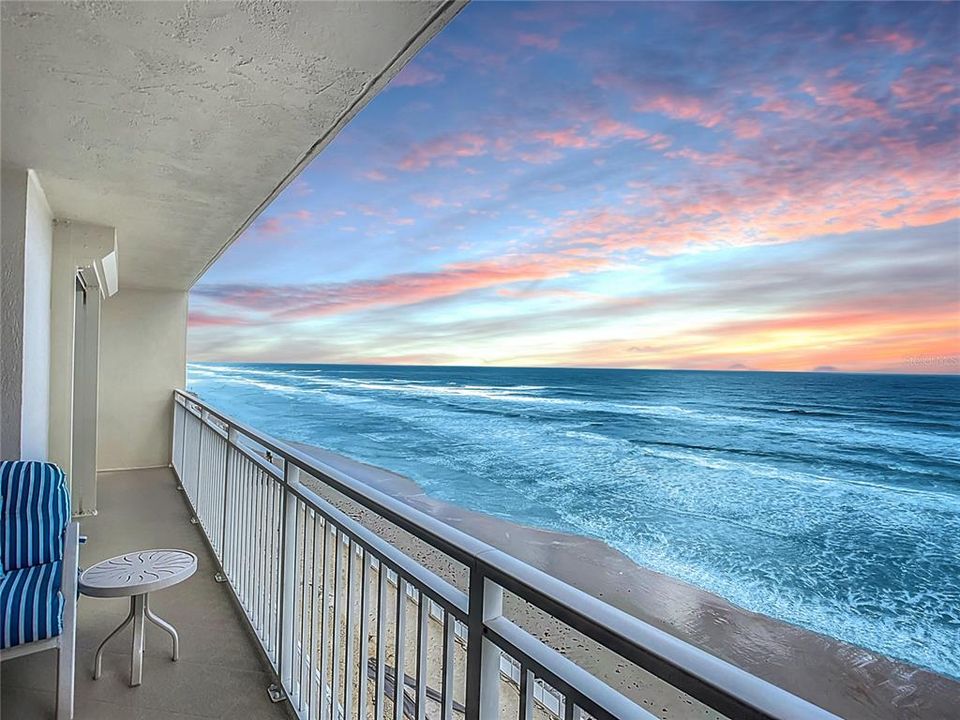 Direct Ocean Front Balcony