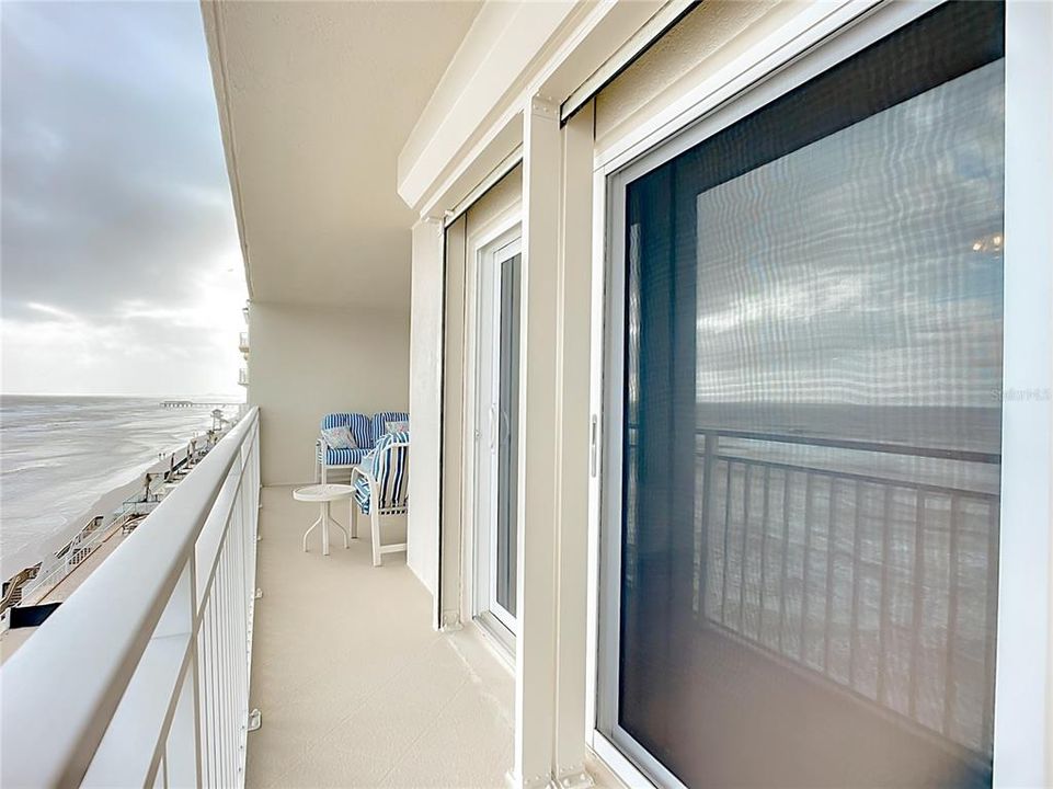 Direct Ocean Front Balcony