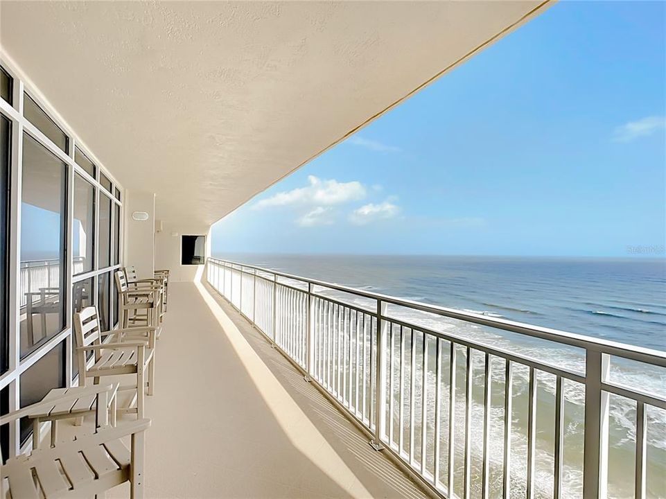 Penthouse Clubhouse Balcony