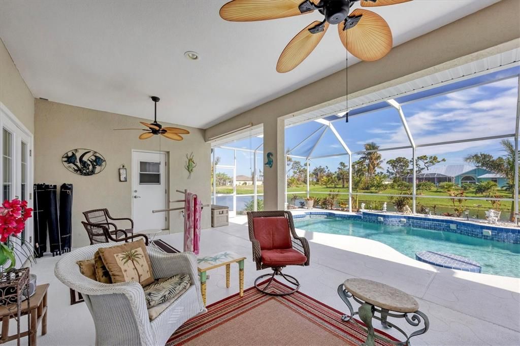 Spacious lanai & pool