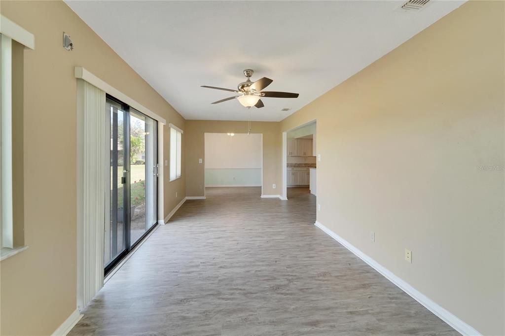 For Sale: $284,900 (2 beds, 2 baths, 1829 Square Feet)