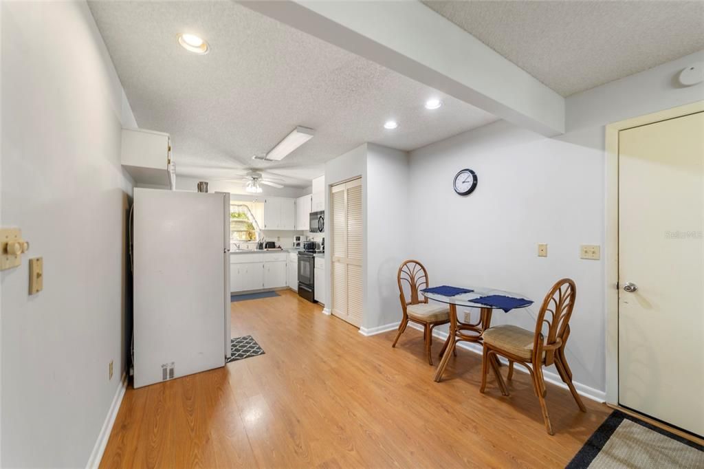 For Sale: $197,000 (2 beds, 2 baths, 1530 Square Feet)