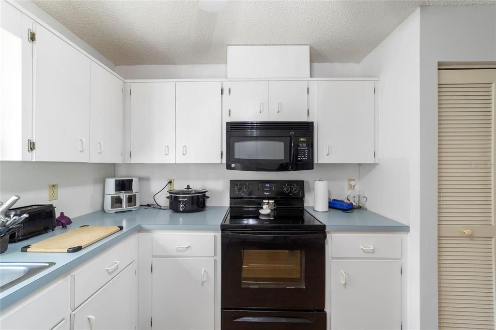 For Sale: $197,000 (2 beds, 2 baths, 1530 Square Feet)