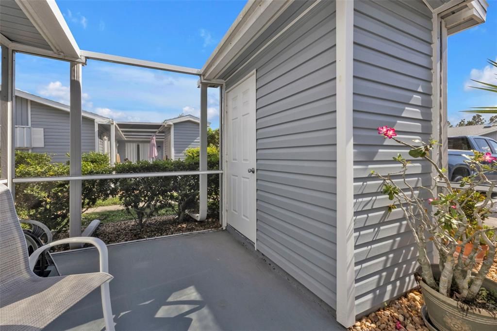 STORAGE SHED IN FRONT PORCH AREA, PERFECT FOR YOUR BIKE, OR BEACH CHAIRS!