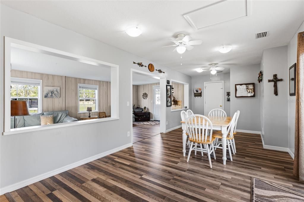 Dining room overlooking FL room