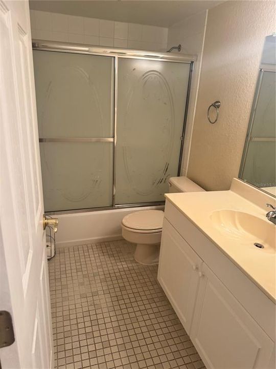 For Rent: $2,200 (2 beds, 2 baths, 1405 Square Feet)