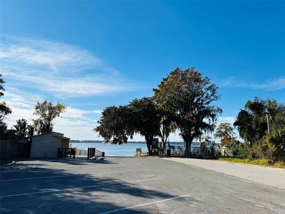 Public Boat Ramp with parking lots for you to access to a chain of lakes!