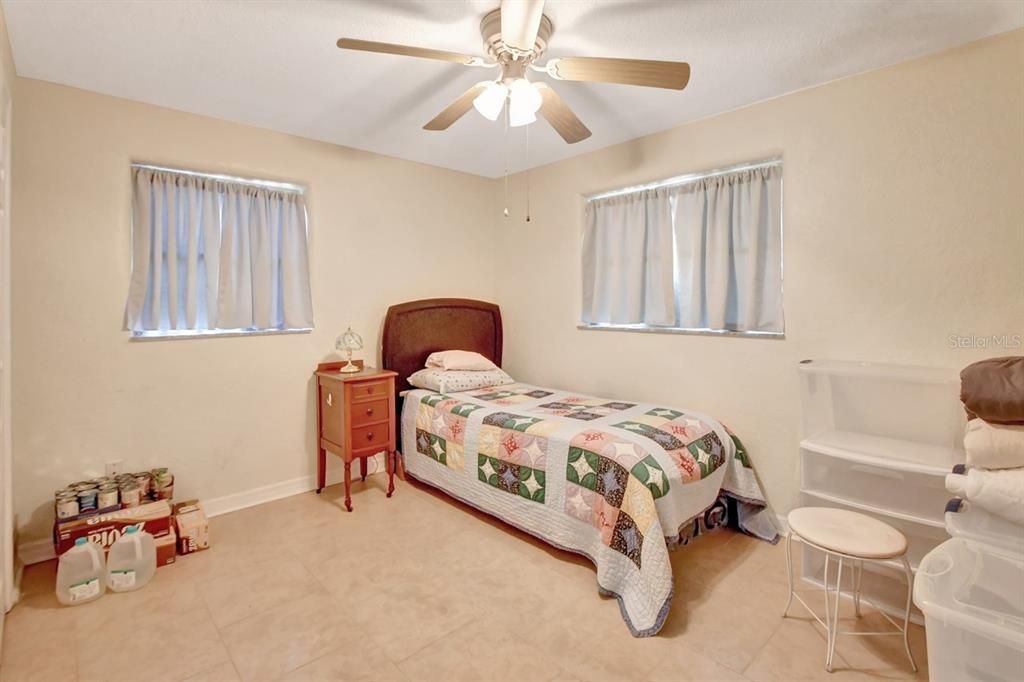 For Sale: $449,000 (2 beds, 2 baths, 1148 Square Feet)