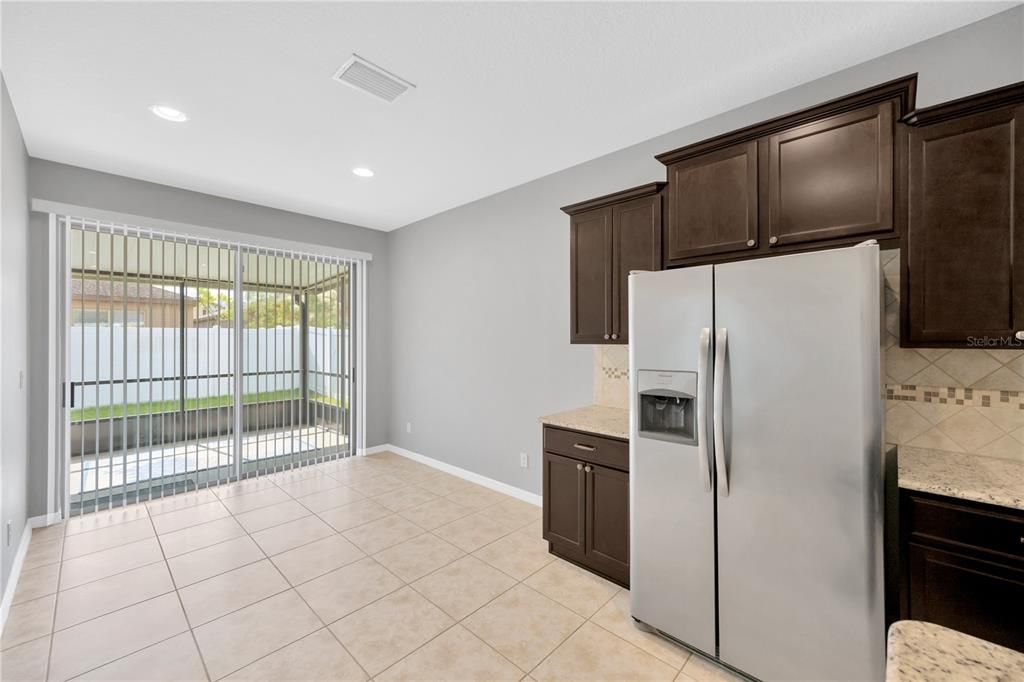 Active With Contract: $349,900 (3 beds, 2 baths, 1554 Square Feet)