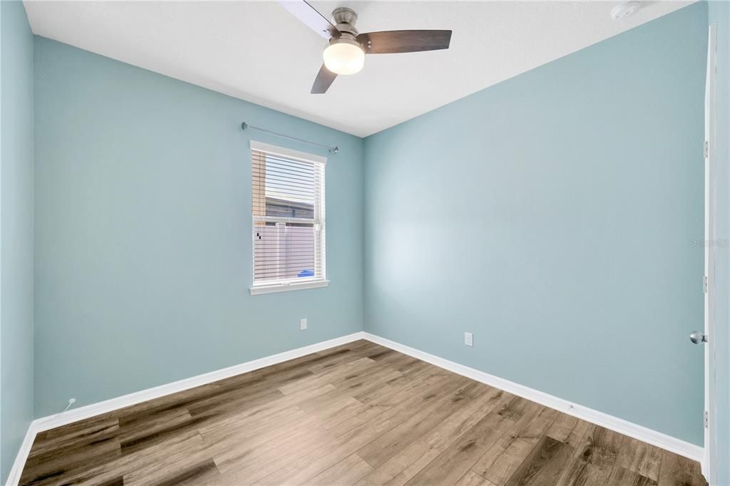 Active With Contract: $349,900 (3 beds, 2 baths, 1554 Square Feet)