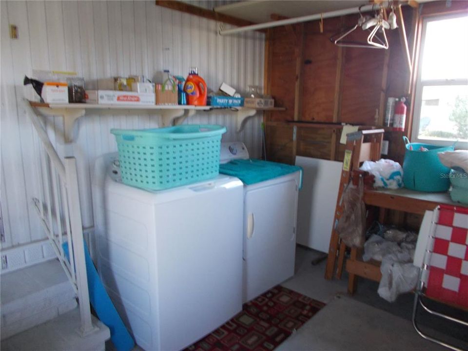 Laundry in shed