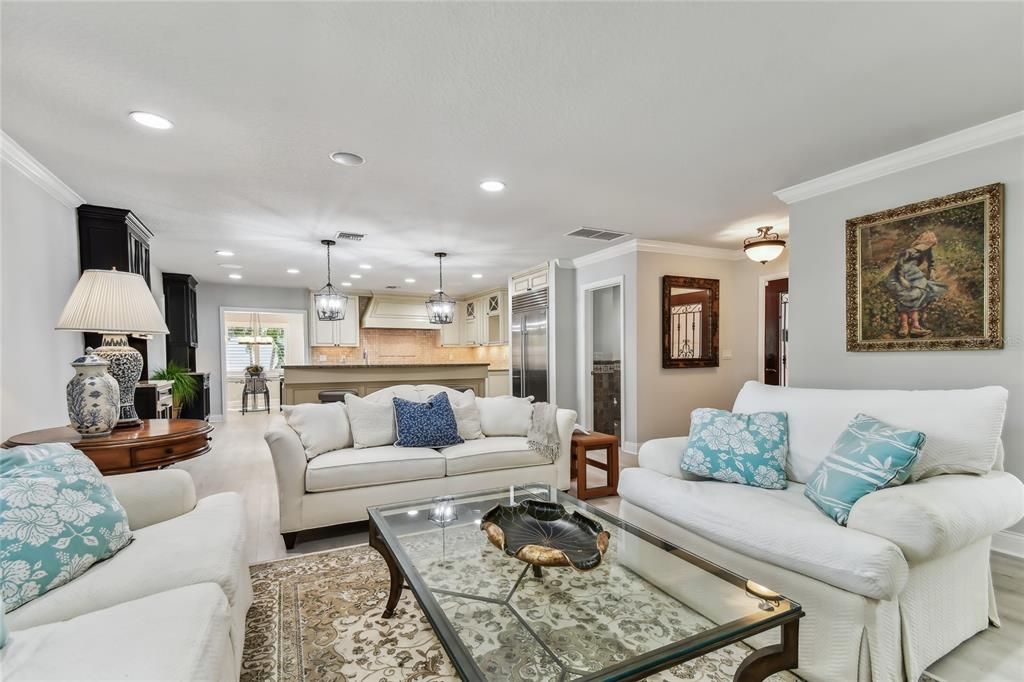 Active With Contract: $1,399,000 (3 beds, 2 baths, 2623 Square Feet)