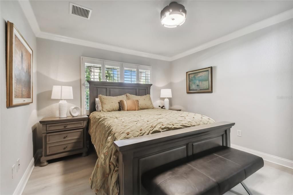 Active With Contract: $1,399,000 (3 beds, 2 baths, 2623 Square Feet)