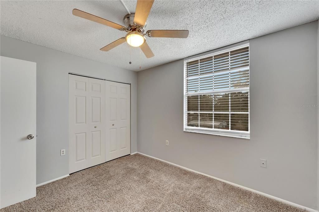 For Sale: $169,000 (2 beds, 1 baths, 1068 Square Feet)