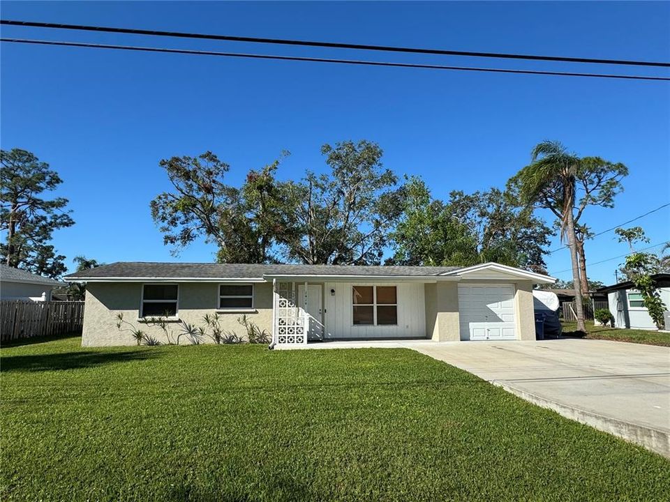 For Sale: $395,000 (3 beds, 2 baths, 1183 Square Feet)