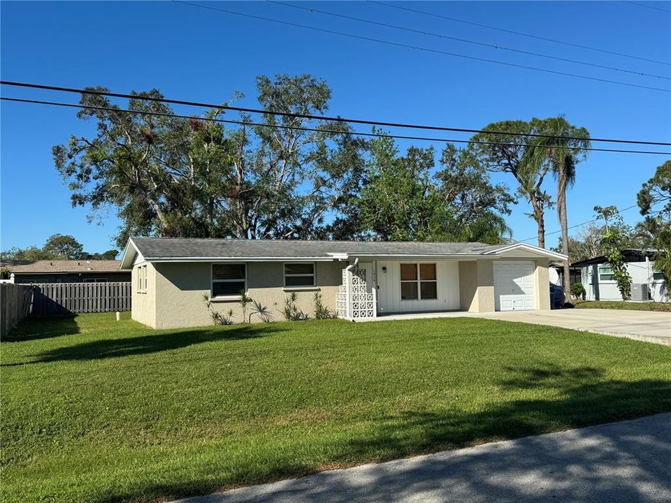 For Sale: $395,000 (3 beds, 2 baths, 1183 Square Feet)