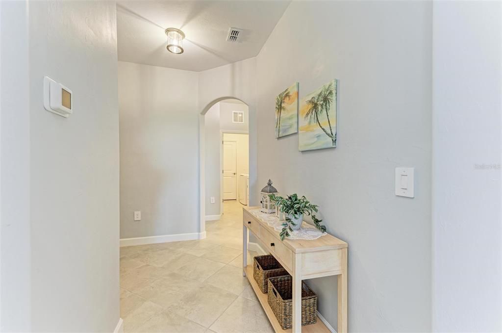 For Sale: $439,900 (2 beds, 2 baths, 1557 Square Feet)