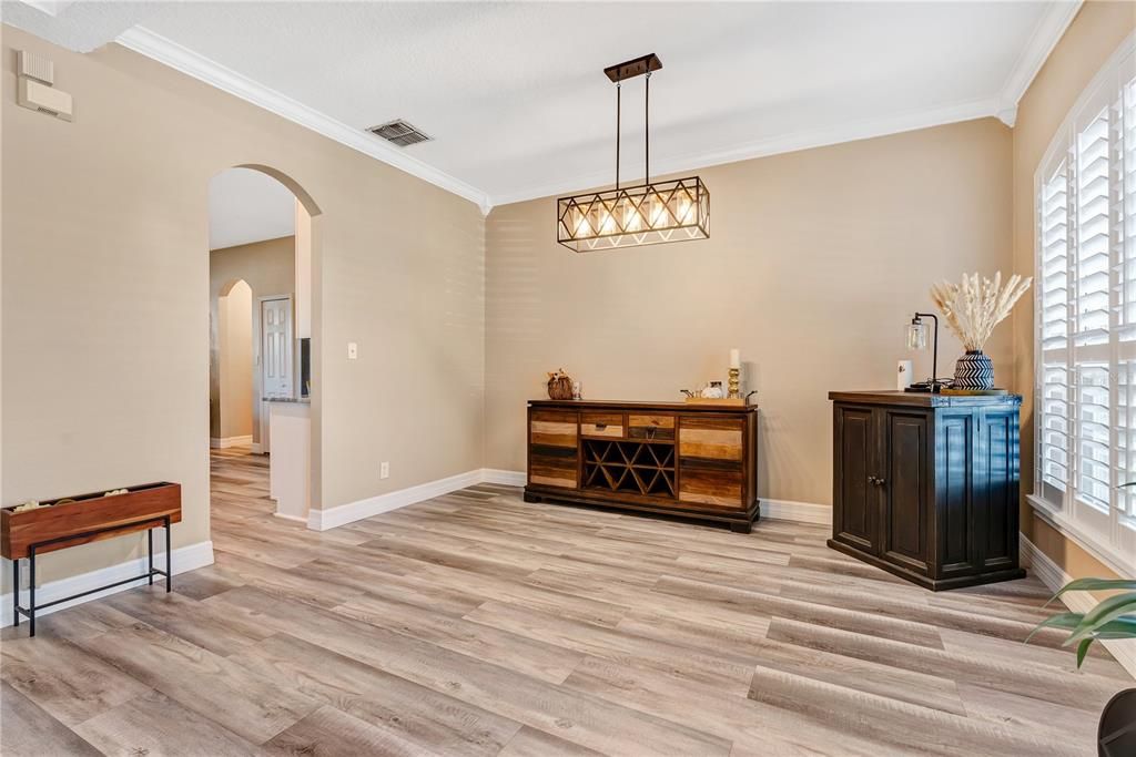 Dining room that flows right into the kitchen, perfect for entertaining.