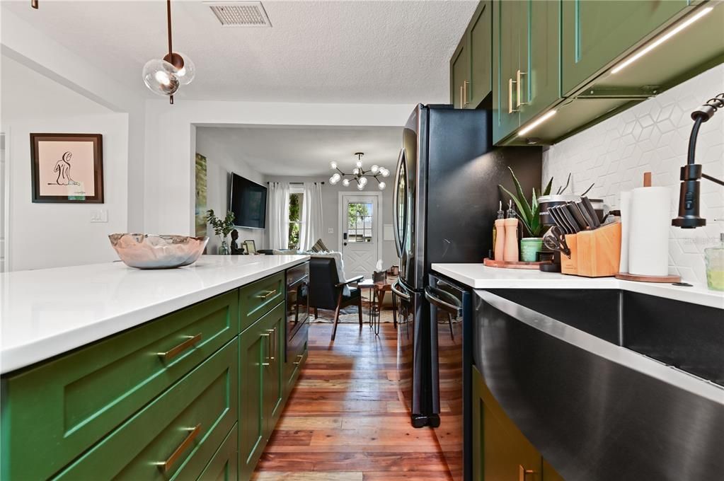 Custom Kitchen Cabinetry with soft close open doors & drawers.