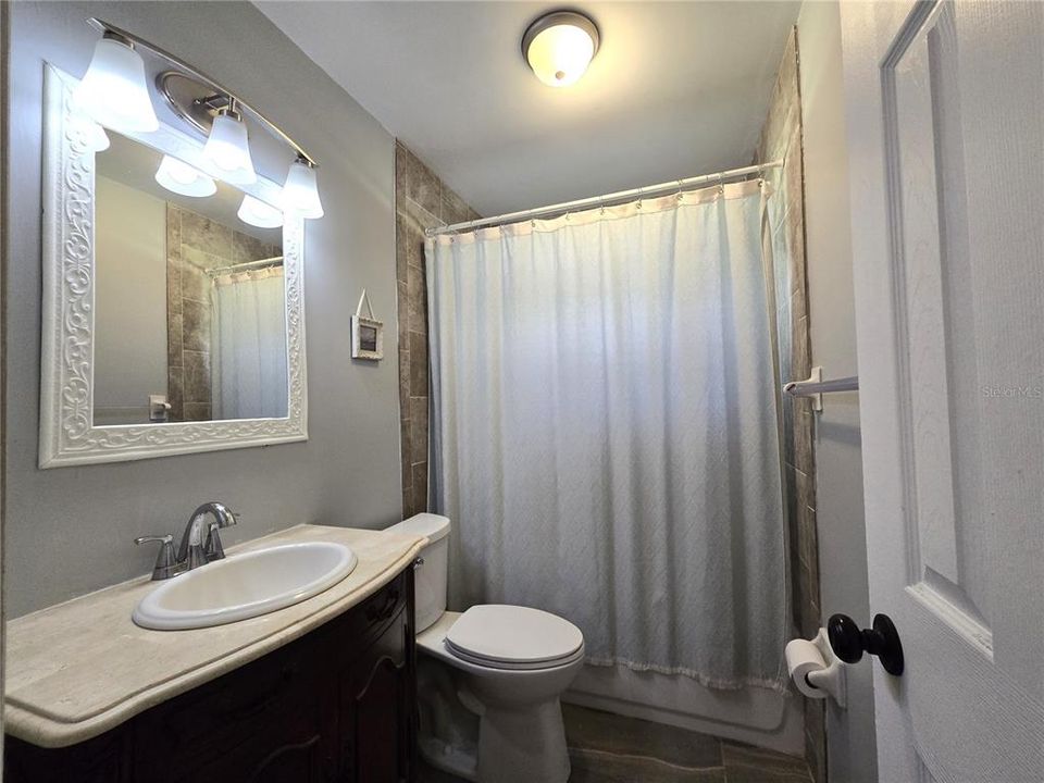 For Sale: $279,900 (3 beds, 2 baths, 1176 Square Feet)