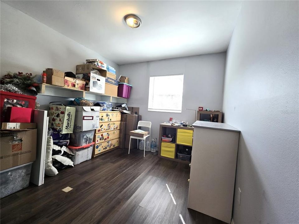 For Sale: $279,900 (3 beds, 2 baths, 1176 Square Feet)