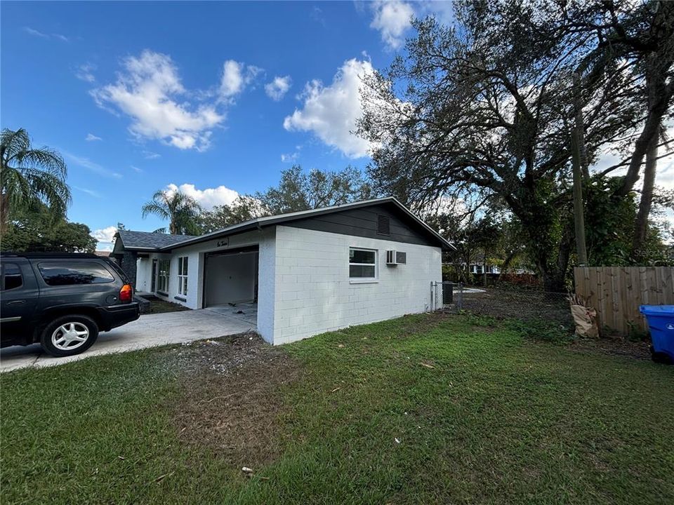 For Sale: $469,900 (4 beds, 2 baths, 1930 Square Feet)