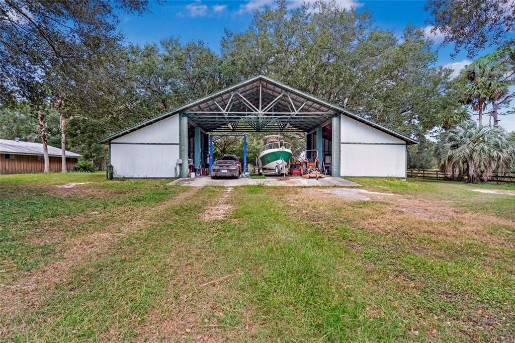 For Sale: $799,900 (3 beds, 2 baths, 2788 Square Feet)