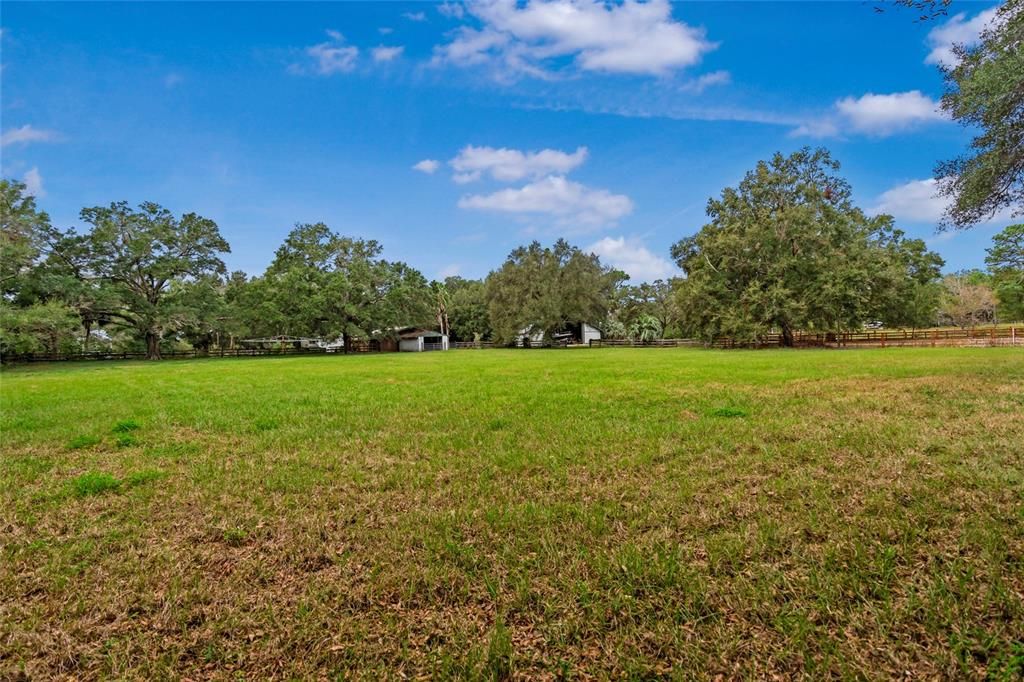 For Sale: $799,900 (3 beds, 2 baths, 2788 Square Feet)