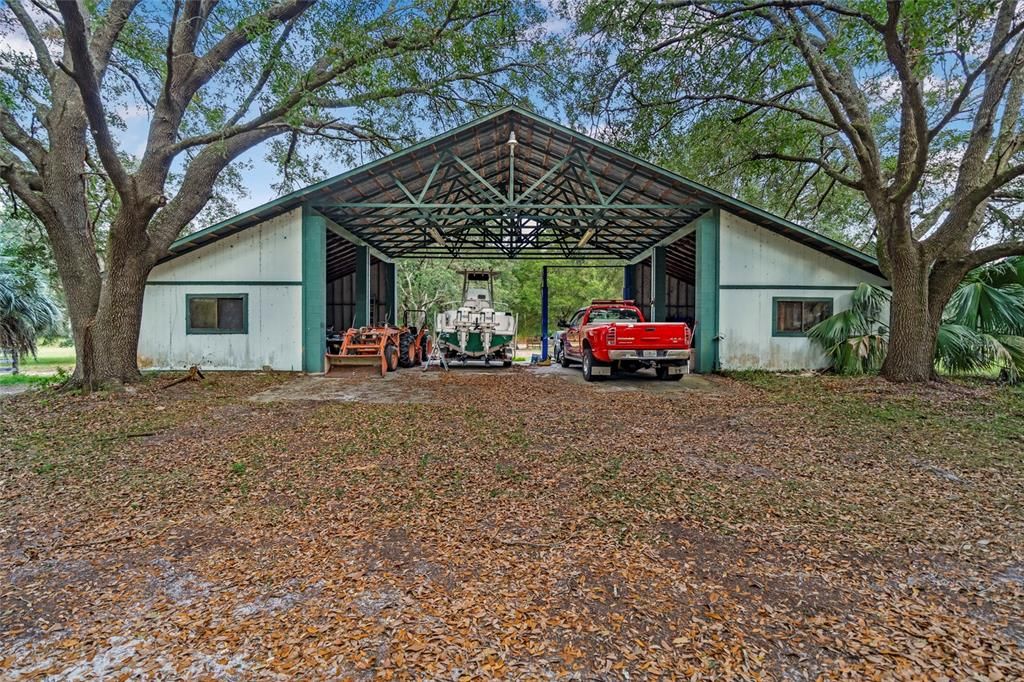 For Sale: $799,900 (3 beds, 2 baths, 2788 Square Feet)