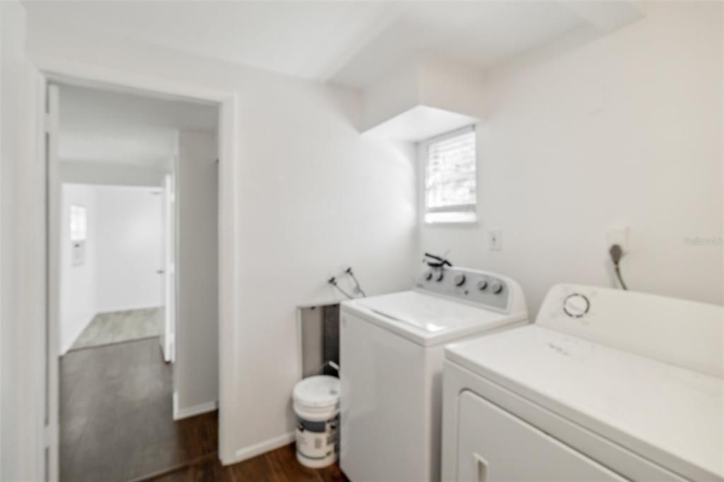 For Sale: $360,000 (3 beds, 2 baths, 1068 Square Feet)