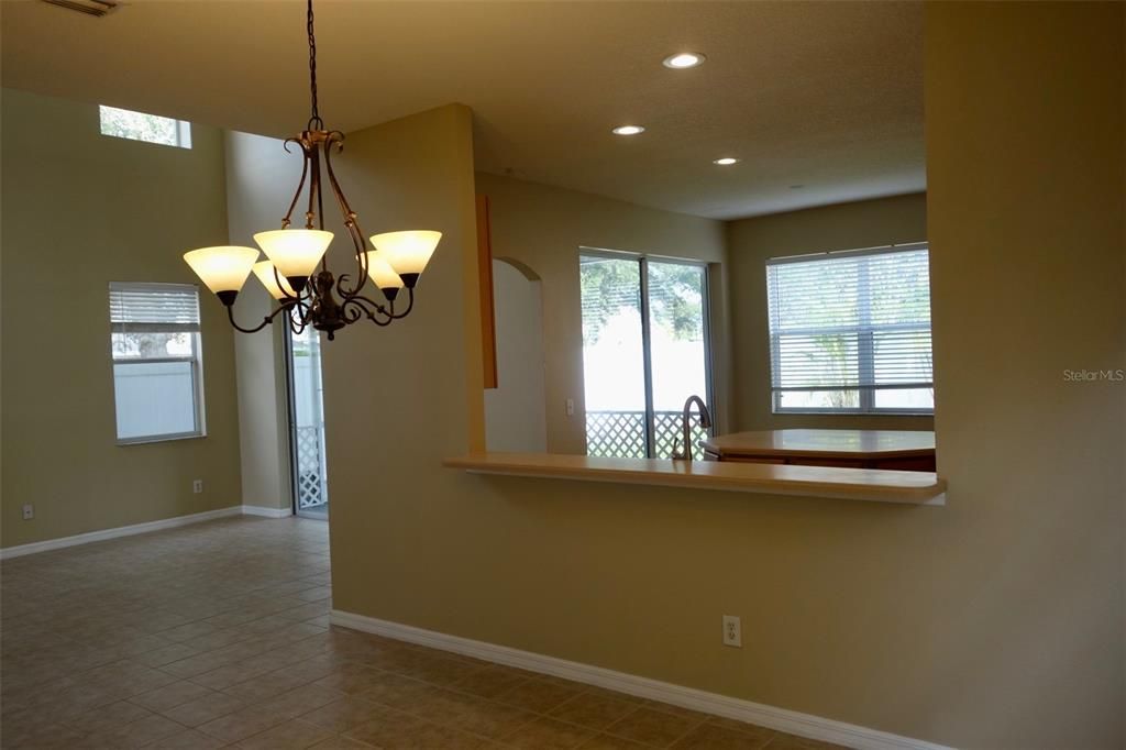 Additional seating in dining into kitchen