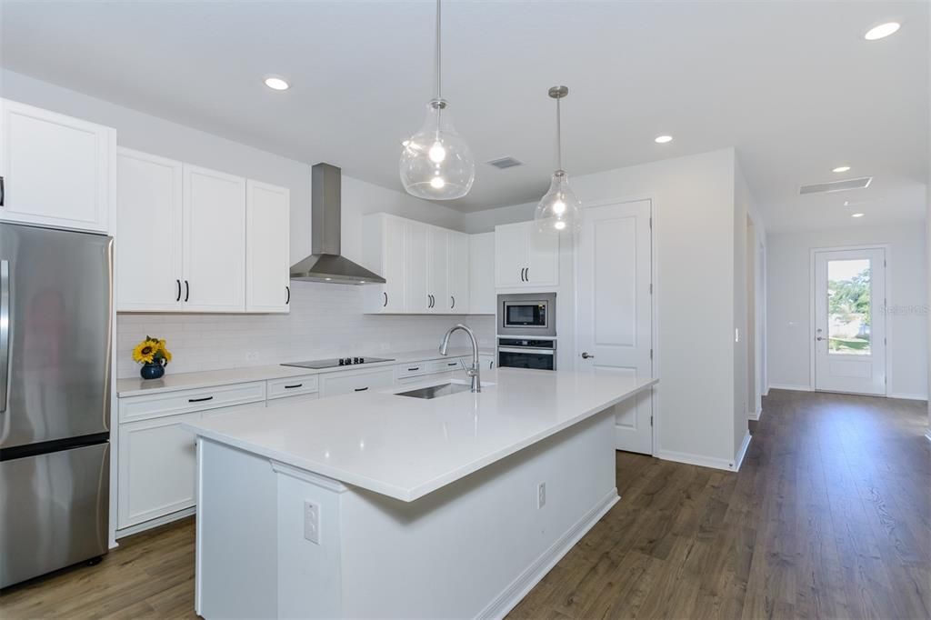 Active With Contract: $719,900 (4 beds, 2 baths, 2689 Square Feet)