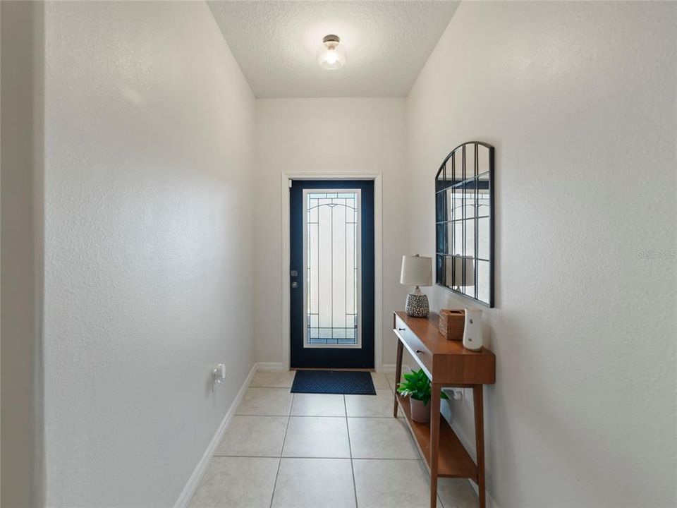 For Sale: $397,500 (4 beds, 2 baths, 1935 Square Feet)