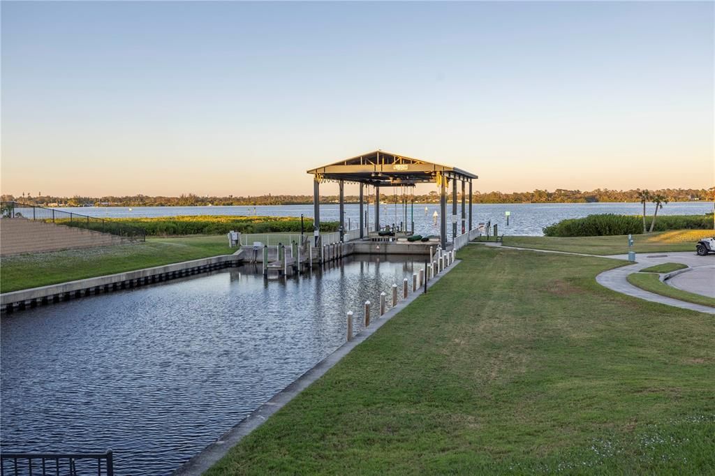 private boat launch into the Manatee River