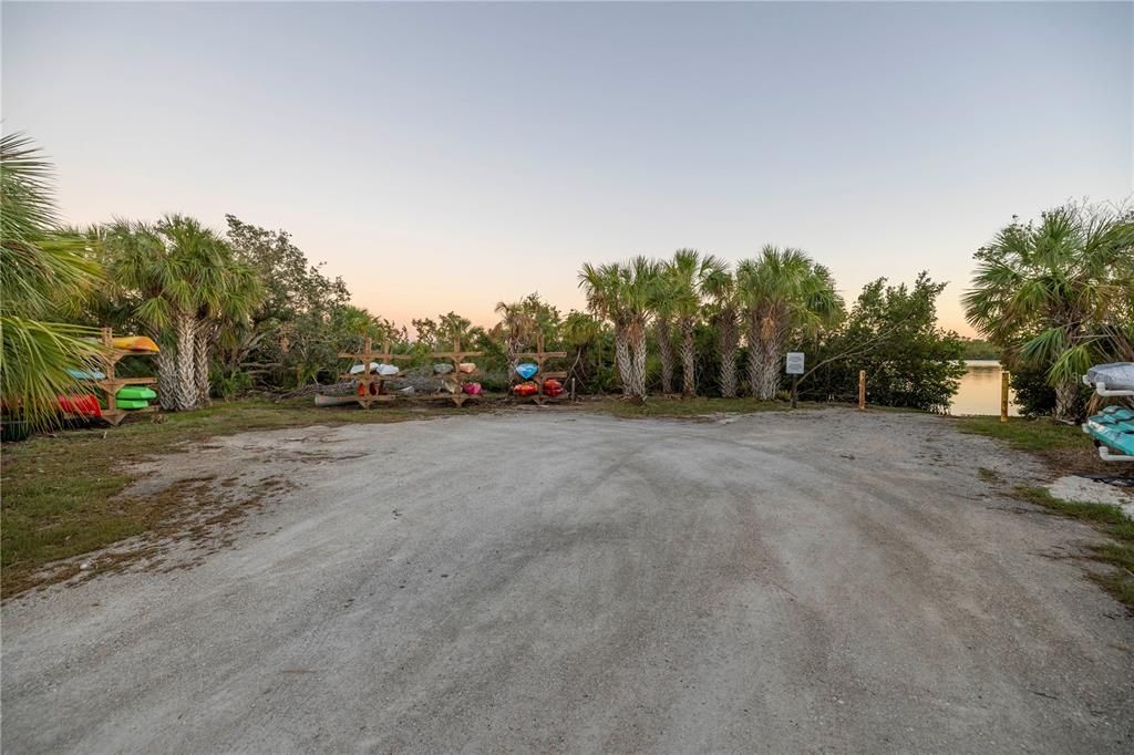 For Sale: $1,099,000 (3 beds, 2 baths, 2434 Square Feet)