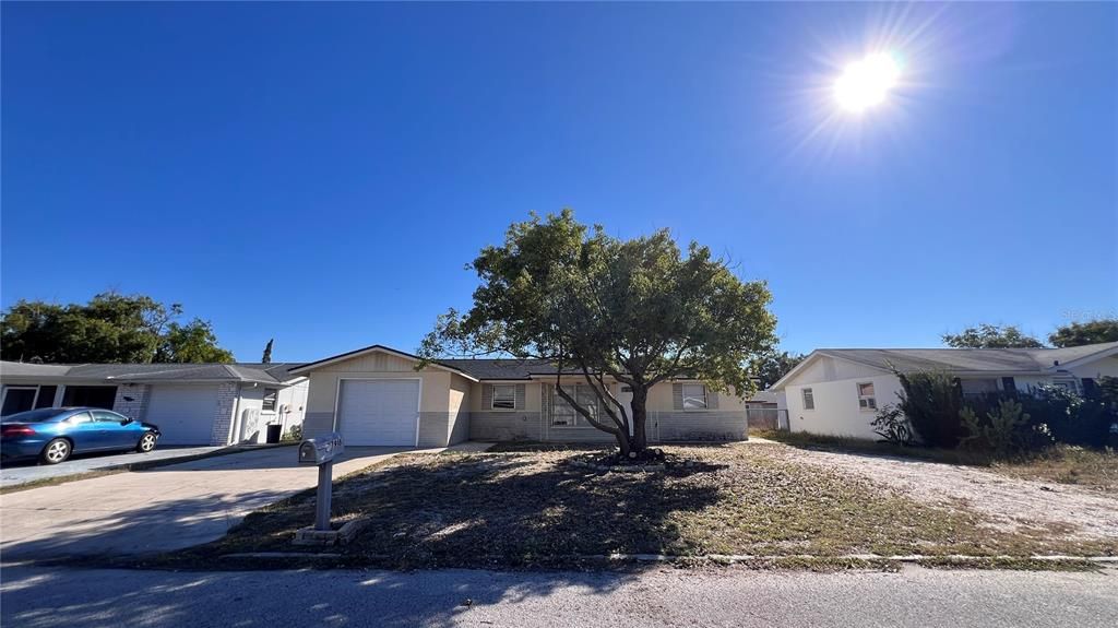 For Sale: $248,000 (2 beds, 2 baths, 1058 Square Feet)