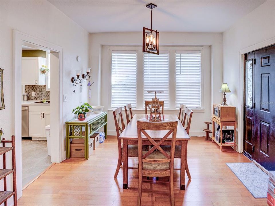 Dining room.