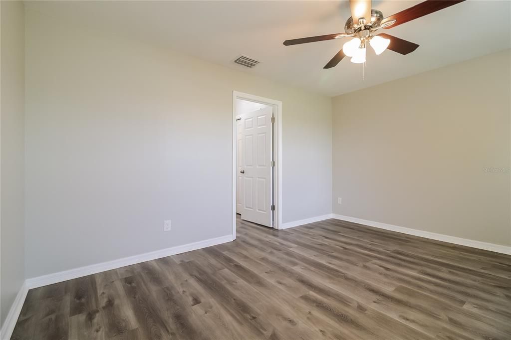 For Rent: $2,240 (4 beds, 2 baths, 1560 Square Feet)