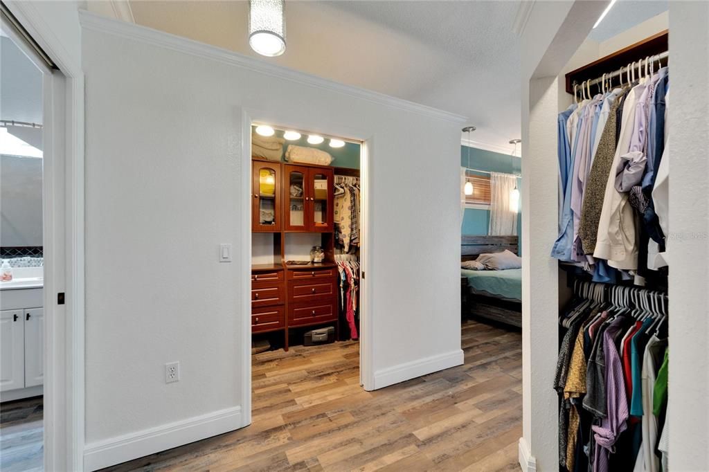 His/hers walk in closets