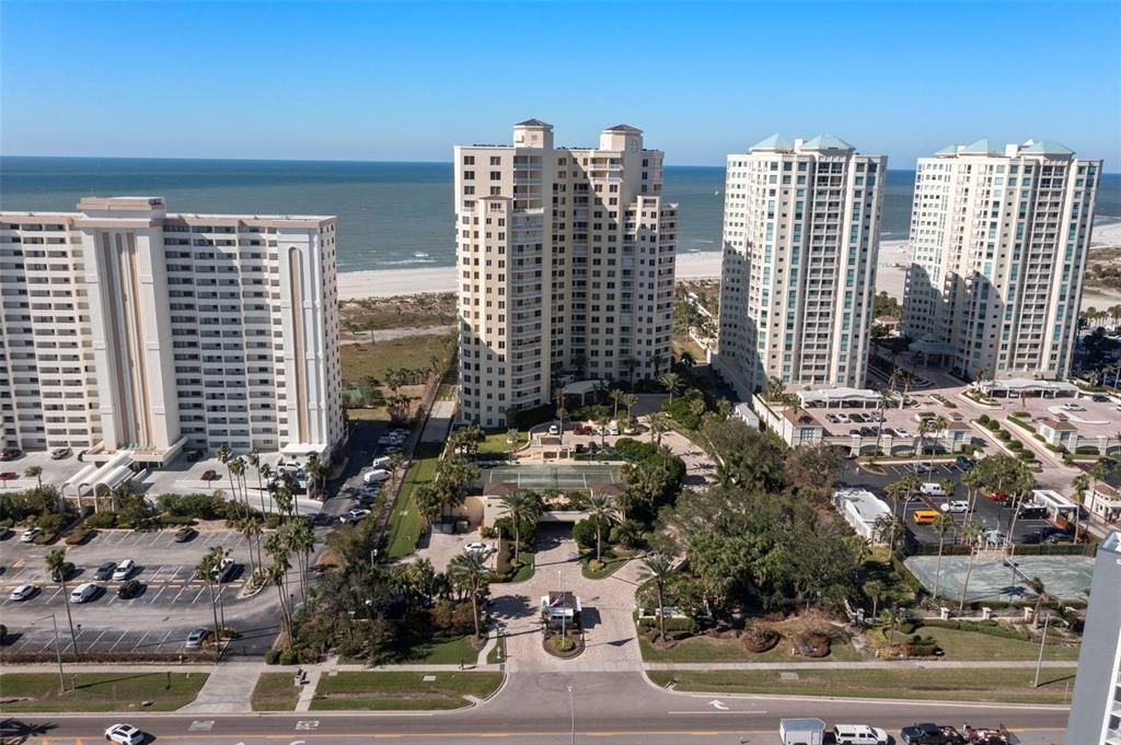 For Sale: $2,400,000 (3 beds, 2 baths, 2240 Square Feet)