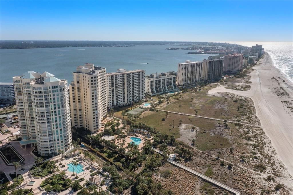 For Sale: $2,400,000 (3 beds, 2 baths, 2240 Square Feet)