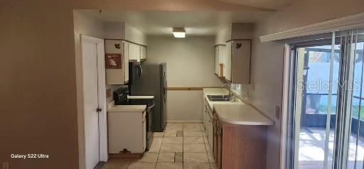 For Rent: $2,200 (3 beds, 2 baths, 1182 Square Feet)