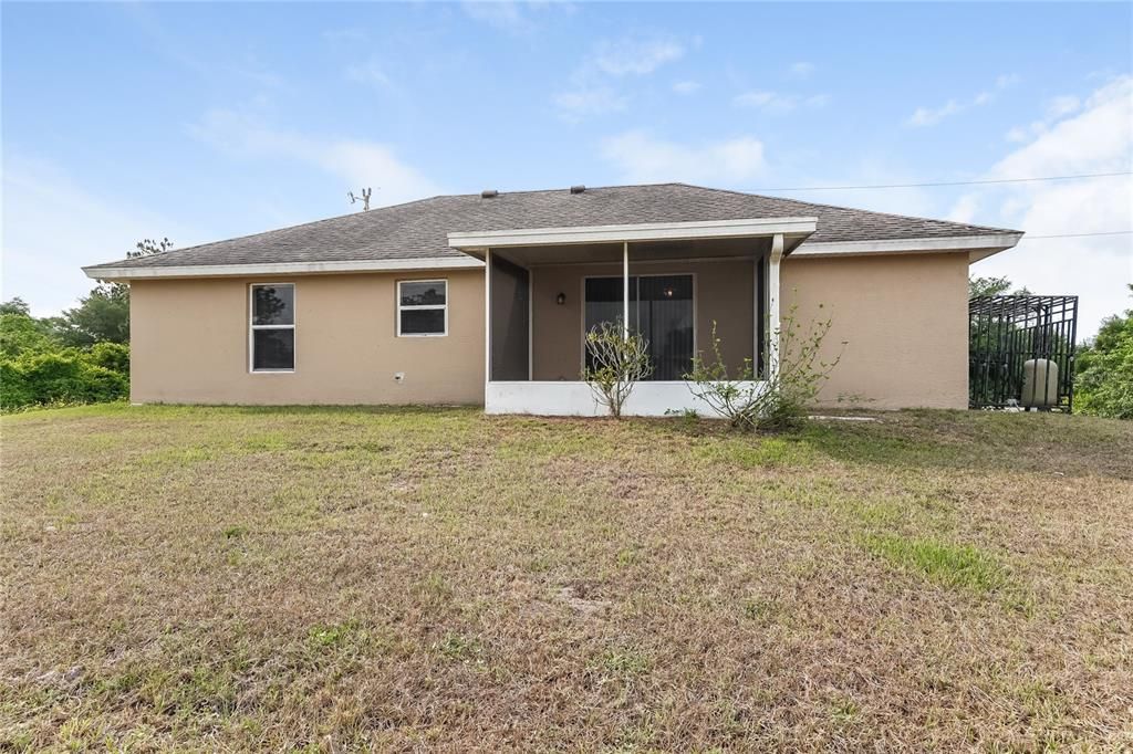 For Rent: $1,775 (4 beds, 2 baths, 1288 Square Feet)