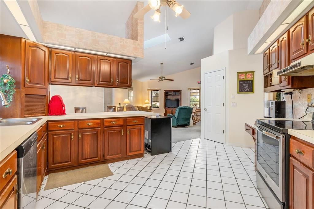 Kitchen - cabinets galore