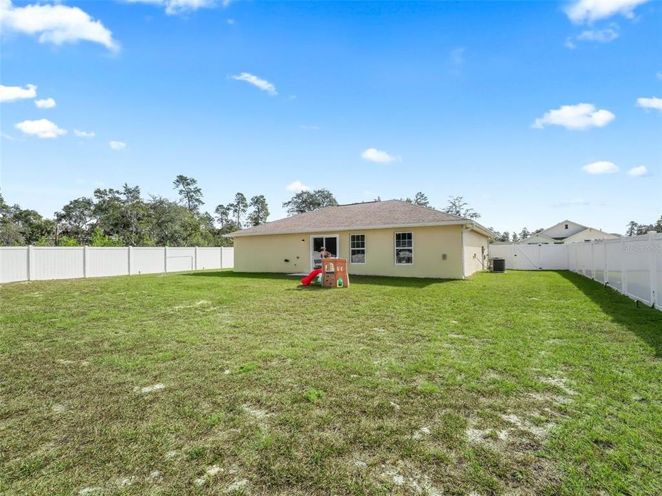 For Sale: $259,900 (3 beds, 2 baths, 1159 Square Feet)