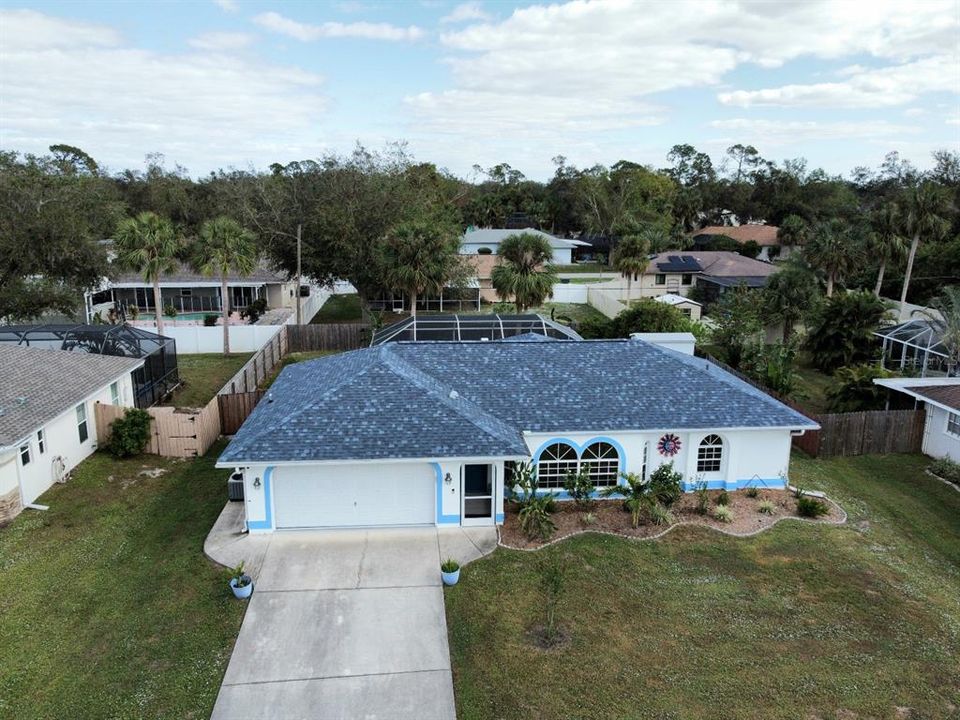 For Sale: $398,000 (3 beds, 2 baths, 1385 Square Feet)