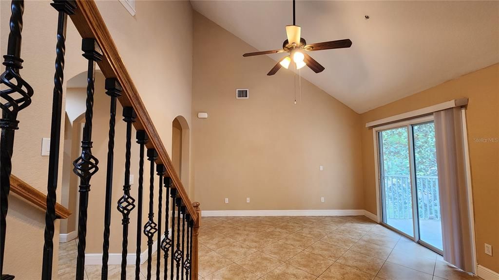 Living room/Balcony