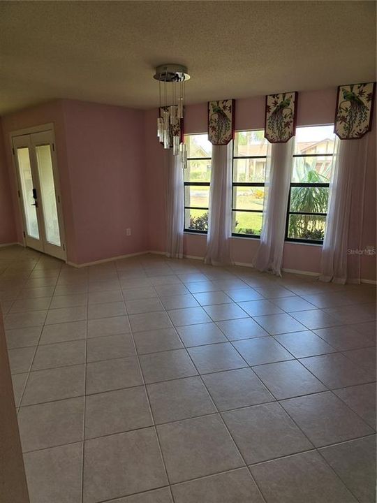 For Rent: $5,300 (3 beds, 2 baths, 2597 Square Feet)